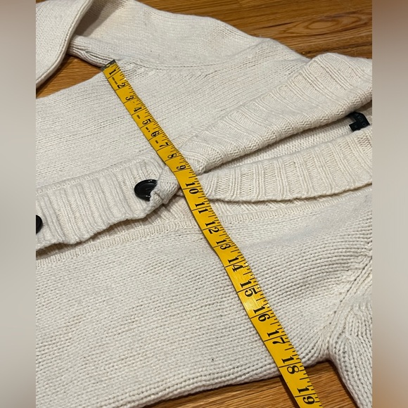 100% pure virgin wool cream cardigan, Size Medium - Picture 3 of 8